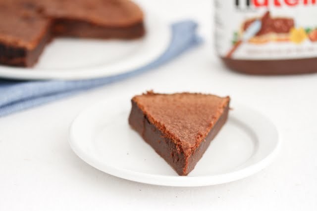 9. Flourless Nutella Cake: whipped eggs + Nutella. Whip eggs rapidly for 6 minutes, then mix with Nutella in a greased pan.